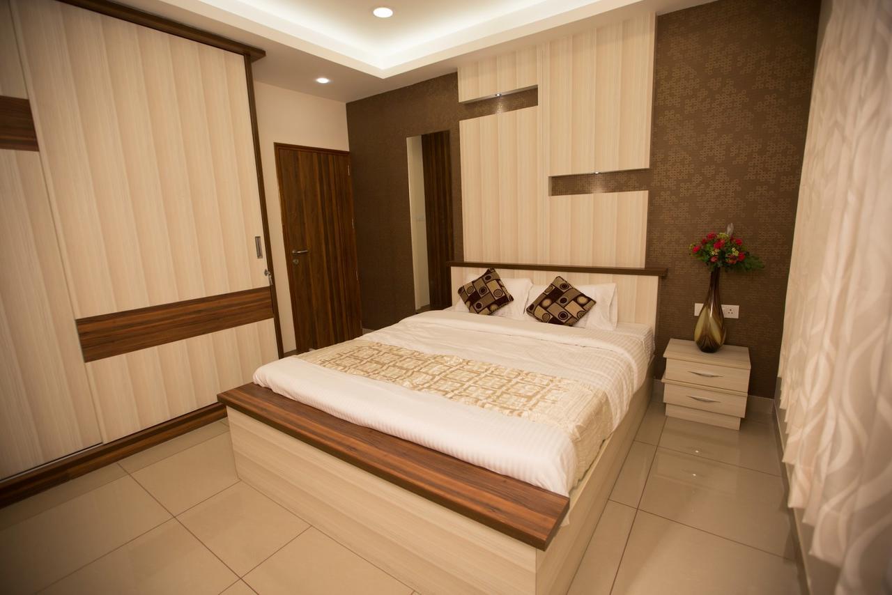 Benaka Suites Bangalore Exterior foto